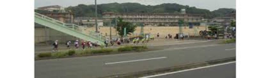 福山市立湯田小学校 749m エーデルヴィラ